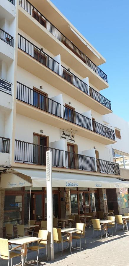 Hostal Mayol Santa Eularia des Riu Ngoại thất bức ảnh